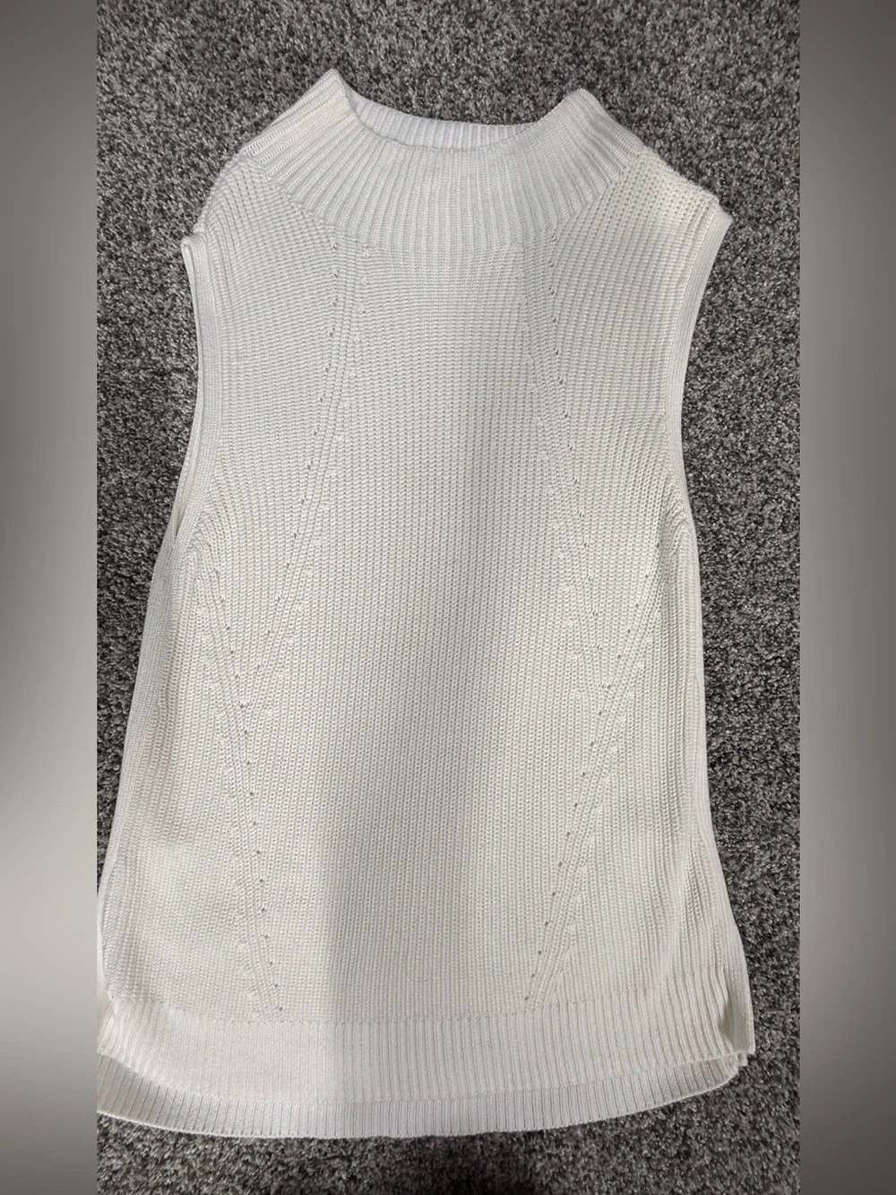 White Sleeveless Knit Sweater Tunic - Picture 4 of 8